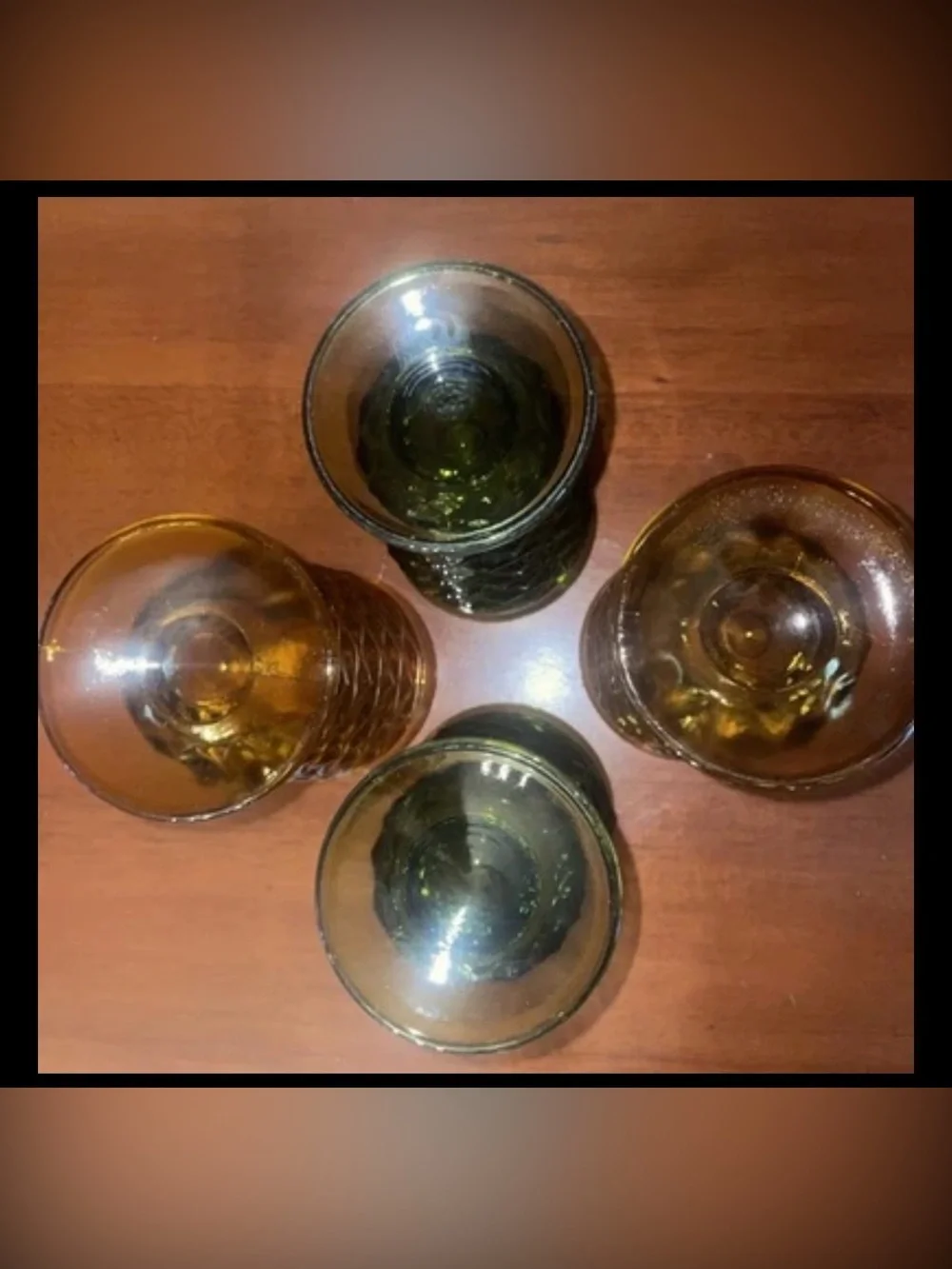 Vintage MCM Indiana Whitehall Cubist 4 Footed Glasses Avacado Green Amber